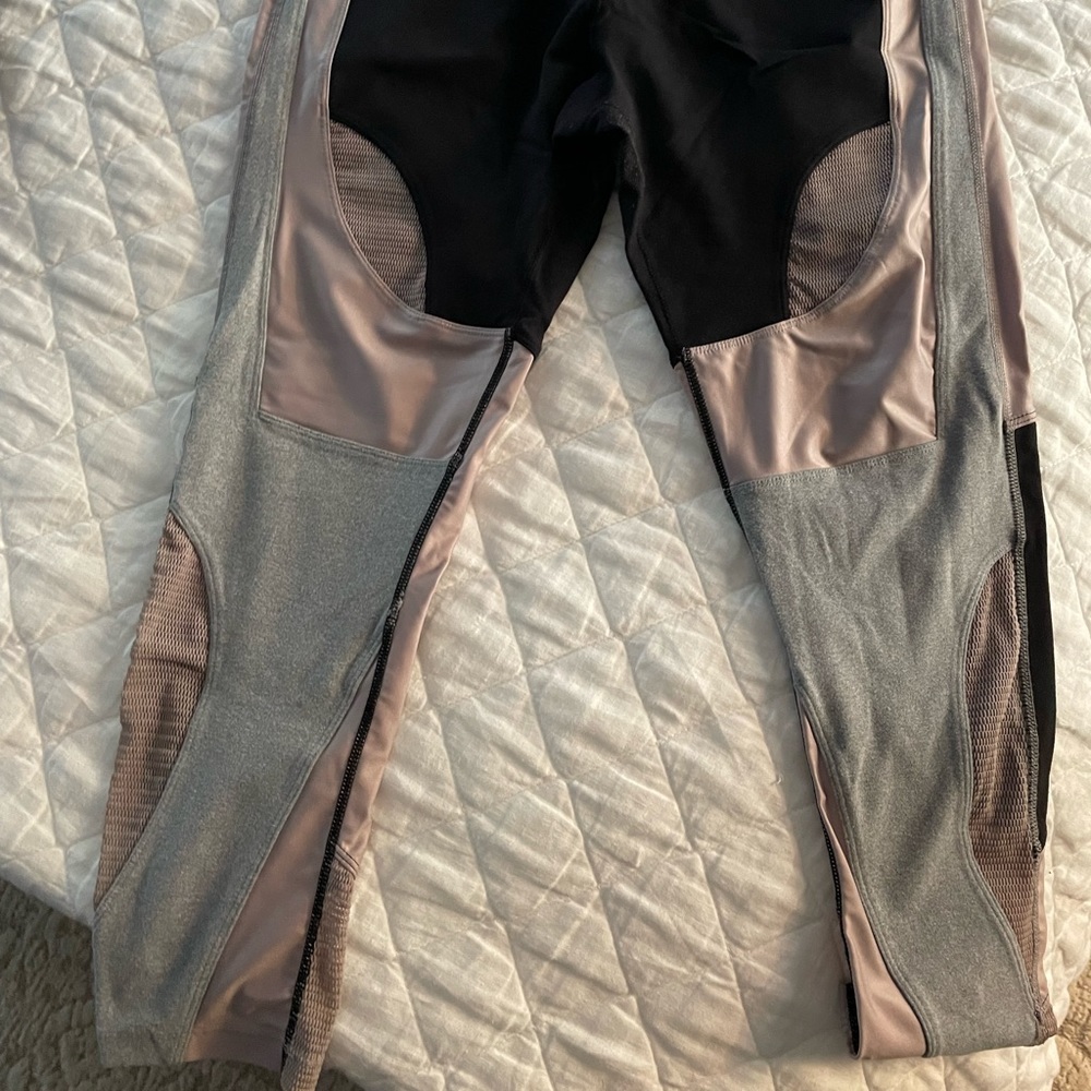 Splits Fifty Nine Leggings